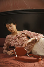 Load image into Gallery viewer, KITAYAMA Saigon Lover Series Shell Bag
