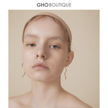 Load image into Gallery viewer, GHO Line Art Asymmetric Earrings
