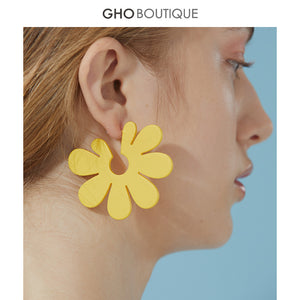GHO About July Sunshine Yellow Flower Earrings