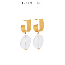 Load image into Gallery viewer, GHO Irregular Acrylic Single Metal Earring
