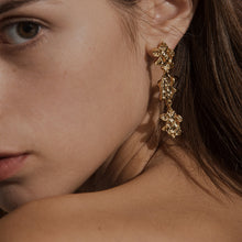 Load image into Gallery viewer, GHO Sculpture Life Long Earrings
