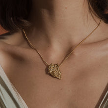 Load image into Gallery viewer, GHO Sculpture Life Necklace
