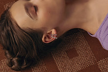 Load image into Gallery viewer, triple tipsy Crush Series Cracked Ice Ear Clips
